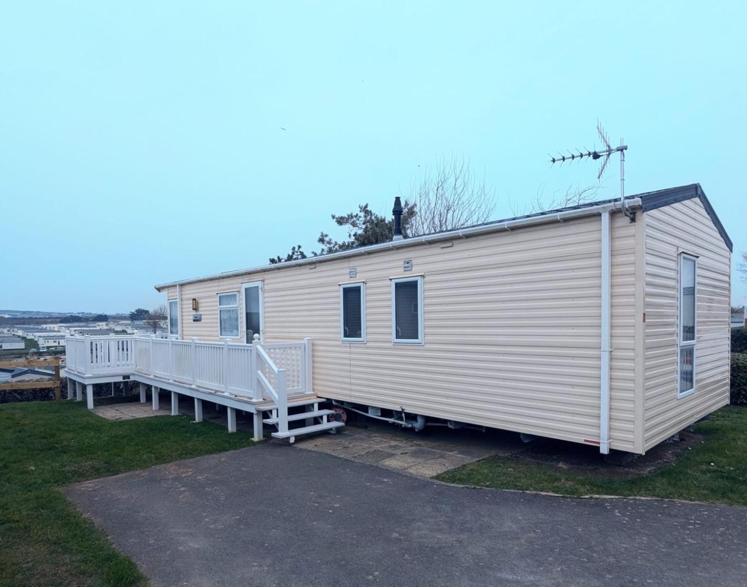 Wyke Regis Beautiful Luxury Caravan Haven Littlesea Stunning Views Sleeps 6 מראה חיצוני תמונה